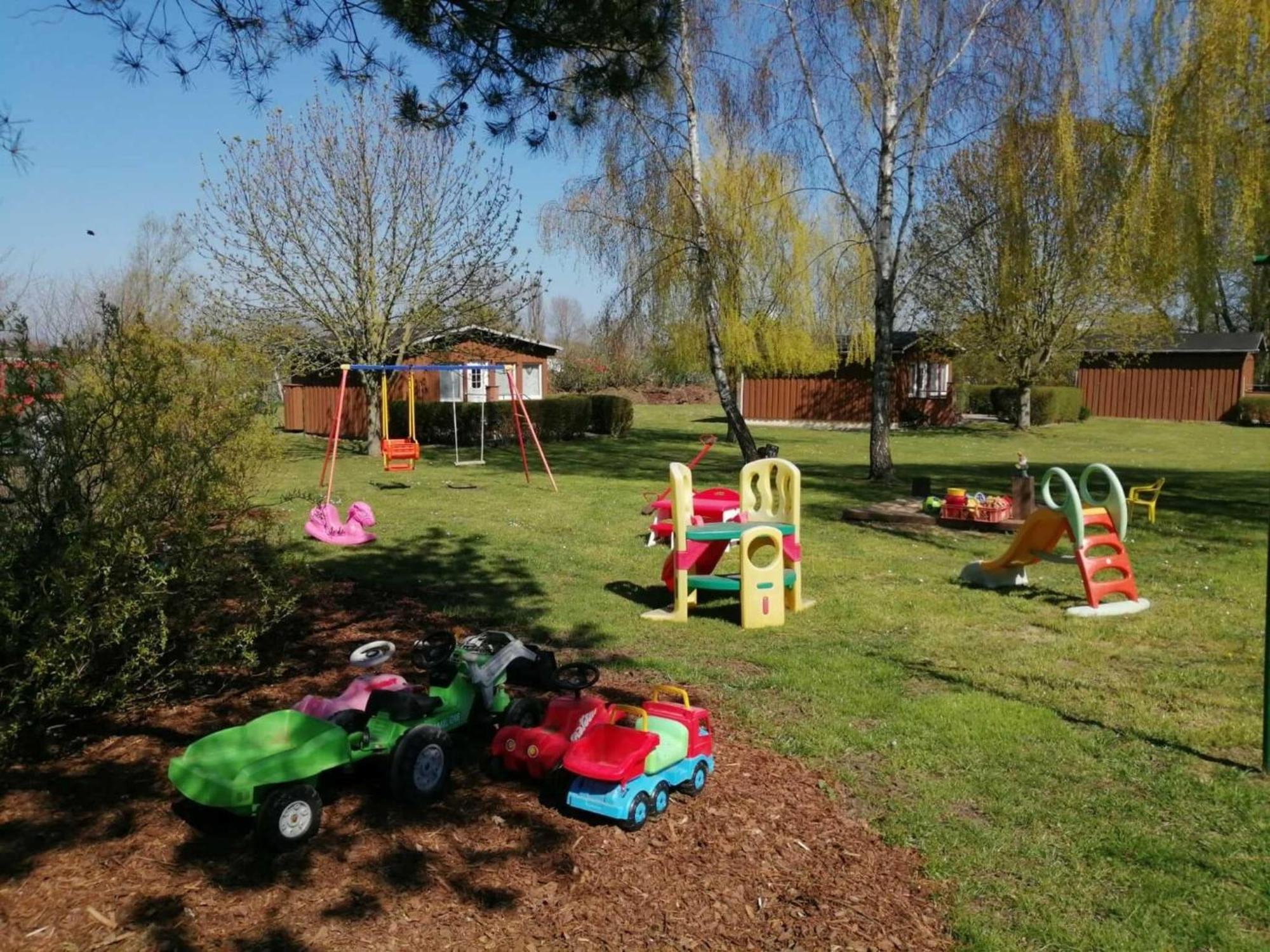 Quaint Bungalow near Insel Poel with Garden Exterior foto