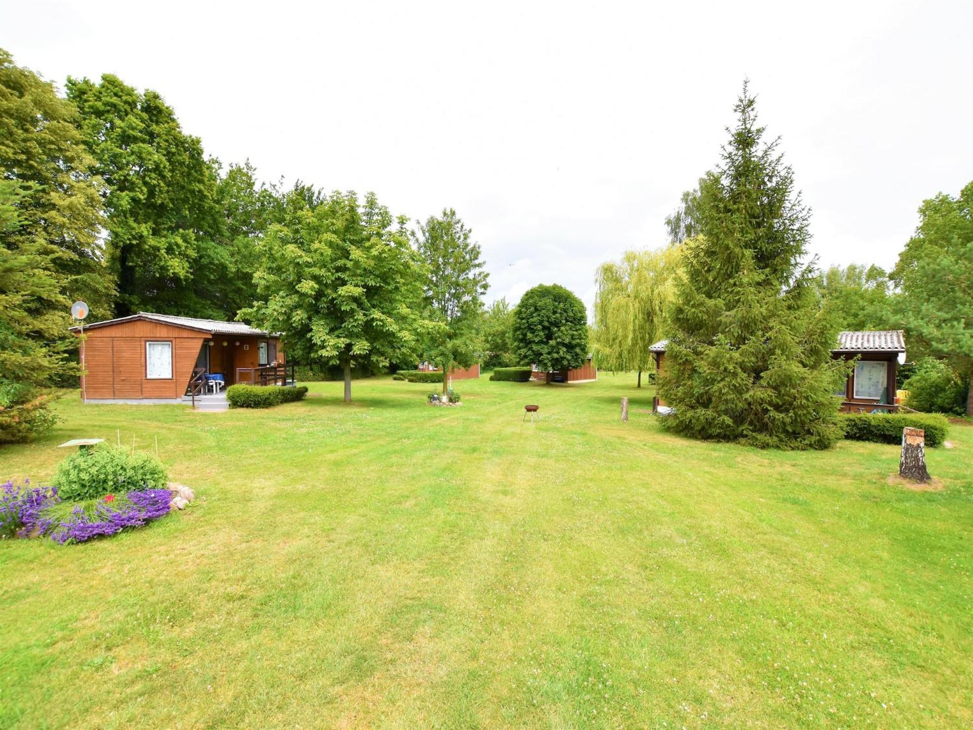 Quaint Bungalow near Insel Poel with Garden Exterior foto
